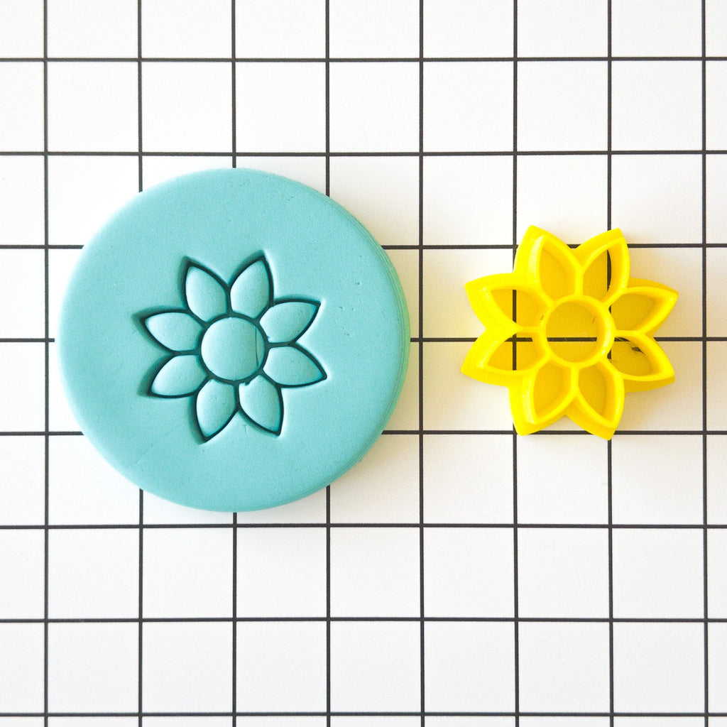 Daisy Flower Polymer Clay Cookie Biscuit Stamp Cutter